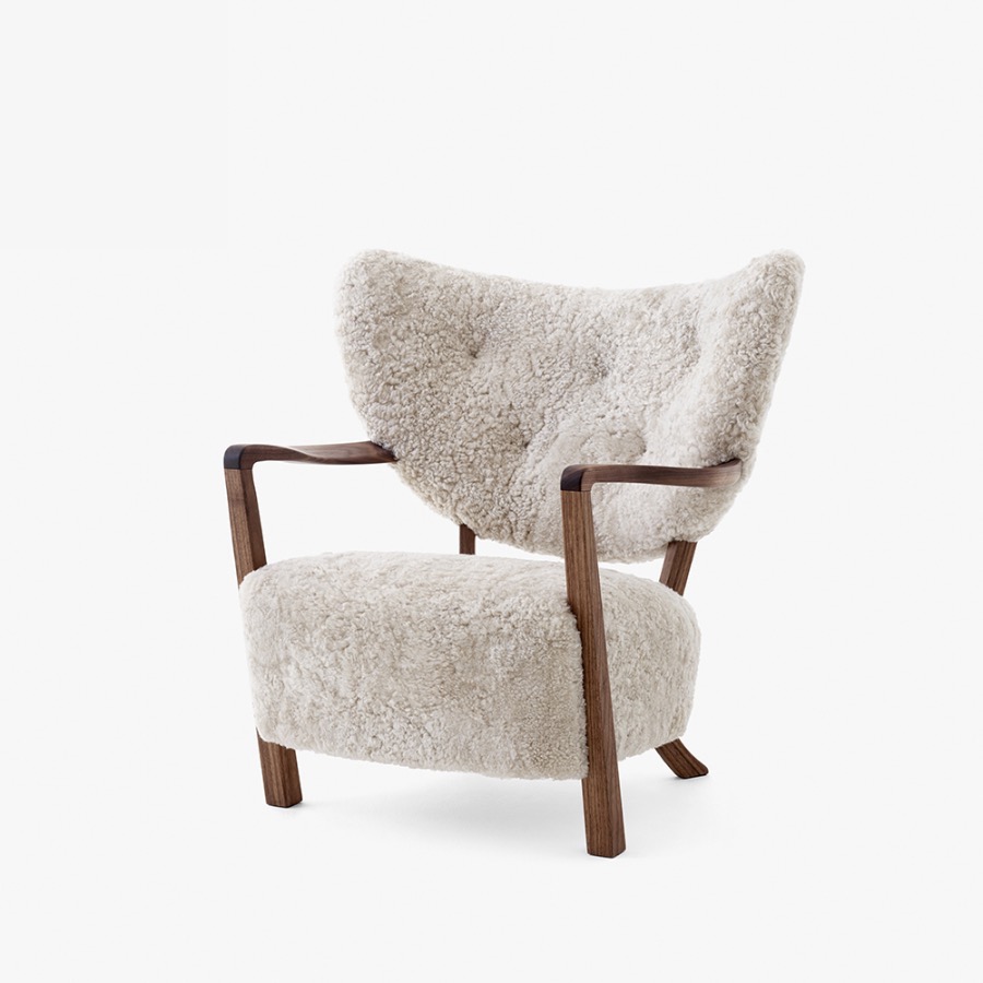 앤트레디션 울프 라운지 체어 Wulff Lounge Chair ATD2 Walnut/Sheepskin Moonlight